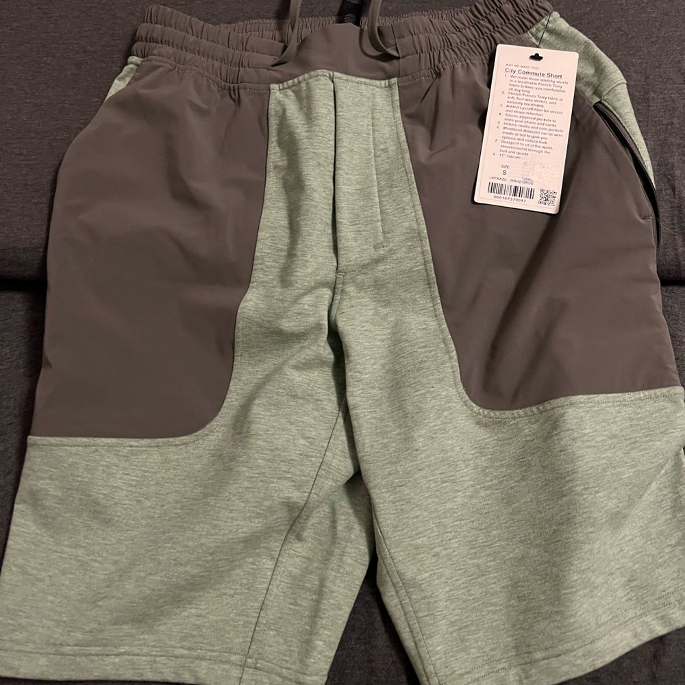 Lululemon green shorts BNWT